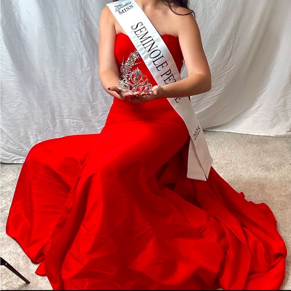 Red Tony Bowls Pageant Prom Gown - Picture 4 of 14